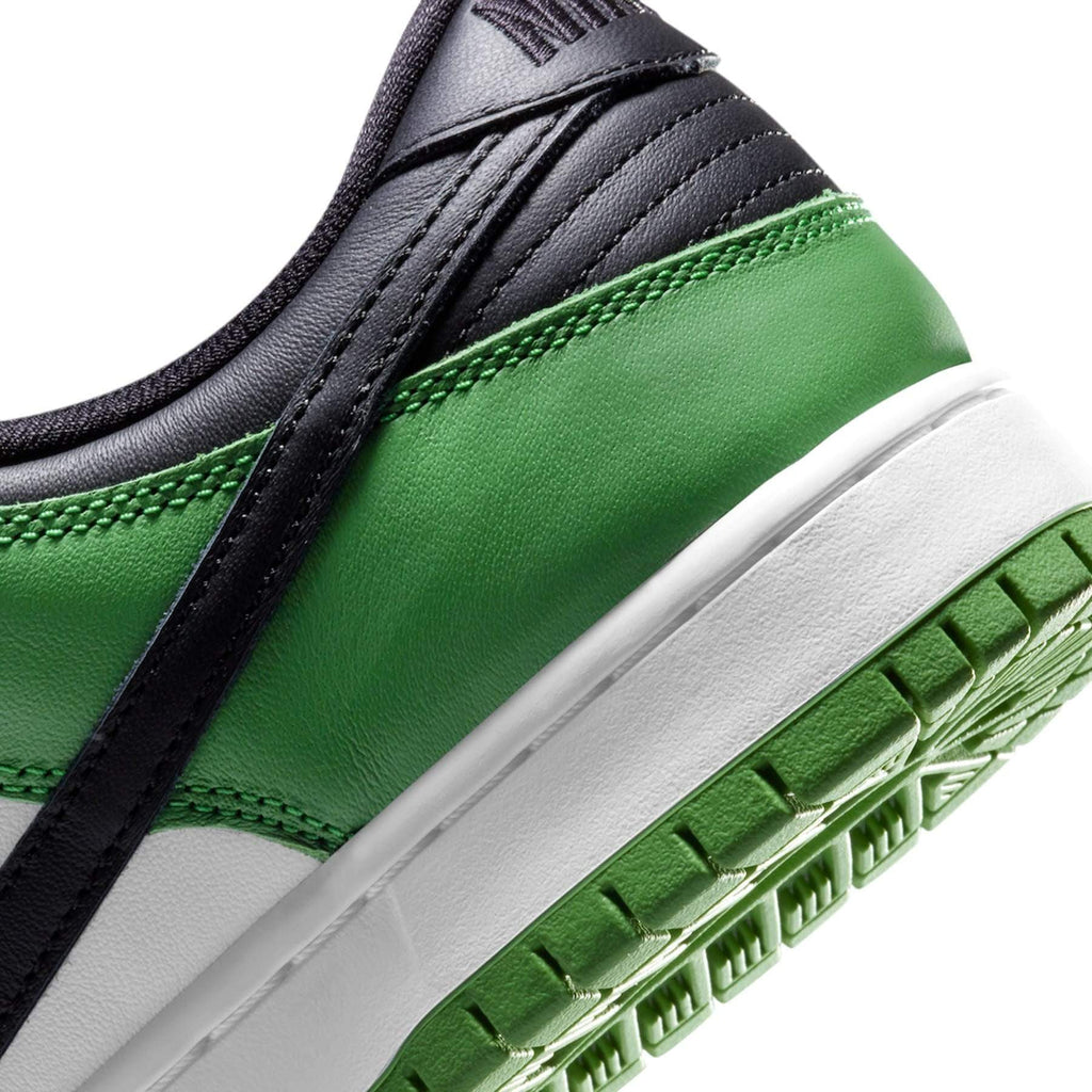 Nike SB Dunk Low 'Classic Green'