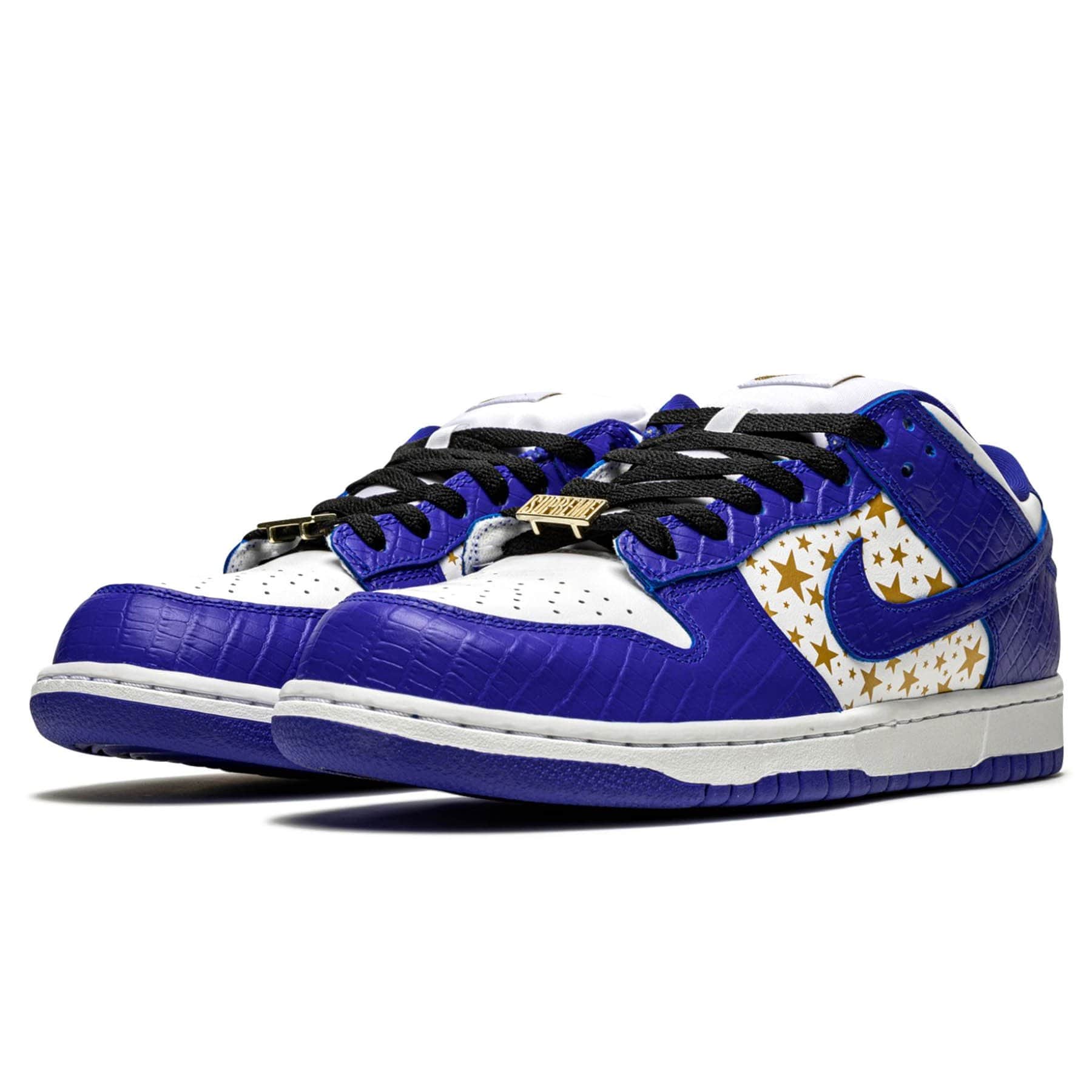 Nike SB x Supreme Dunk Low 'Stars Hyper Royal'