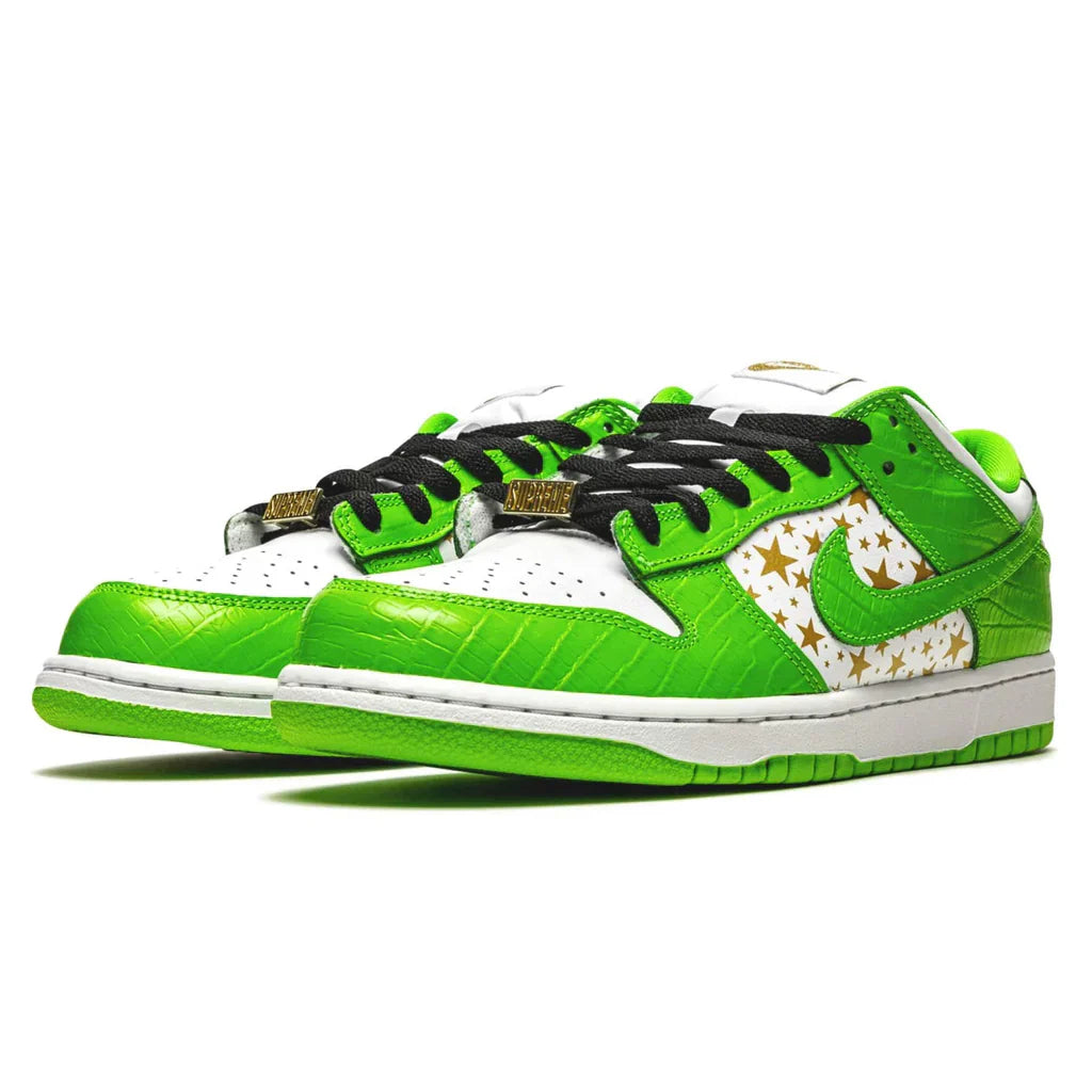 Nike SB x Supreme Dunk Low 'Mean Green'