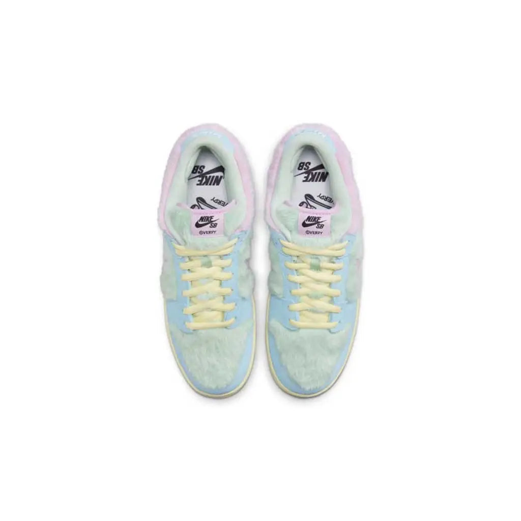 Nike SB x Verdy Dunk Low 'Visty'